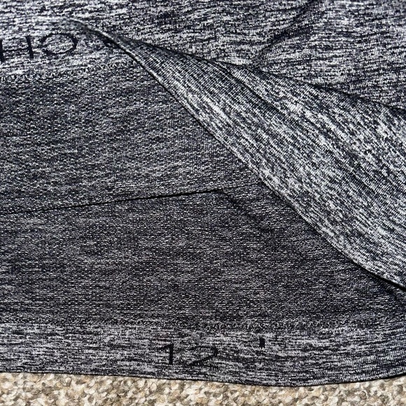 Lululemon Run Swiftly Tech Racerback Tank Size 12 - Picture 10 of 10